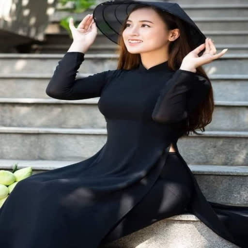 thoi trang ao dai satin den