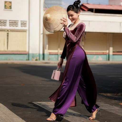 thoi trang ao dai satin tim