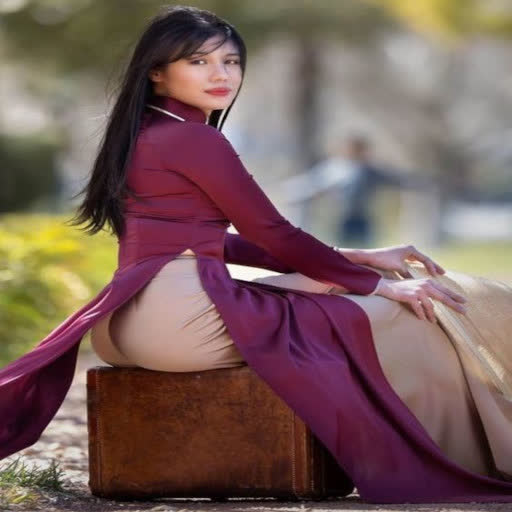 thoi trang ao dai satin tim